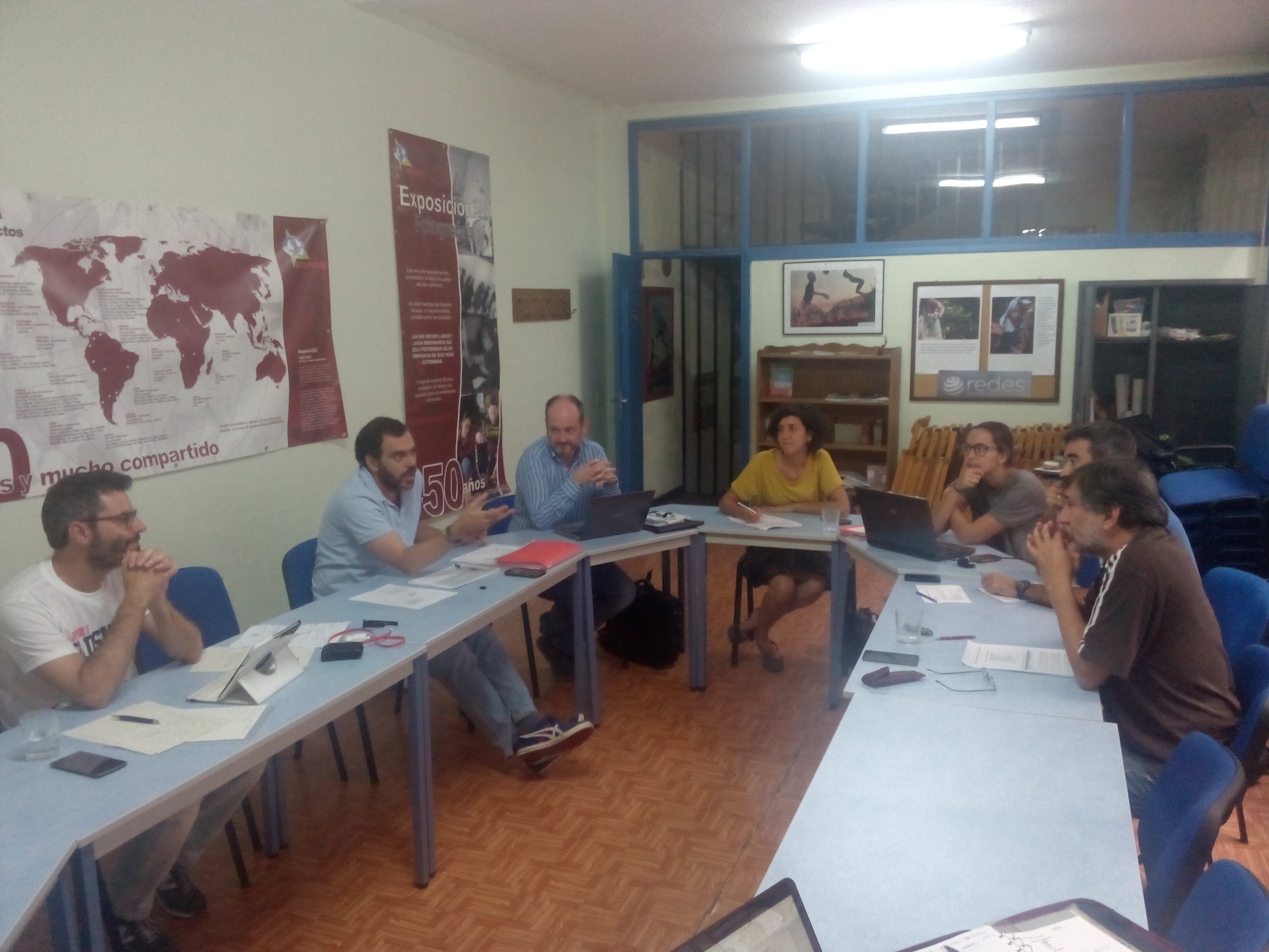 Nace la Mesa de Coordinadores de REDES (2)
